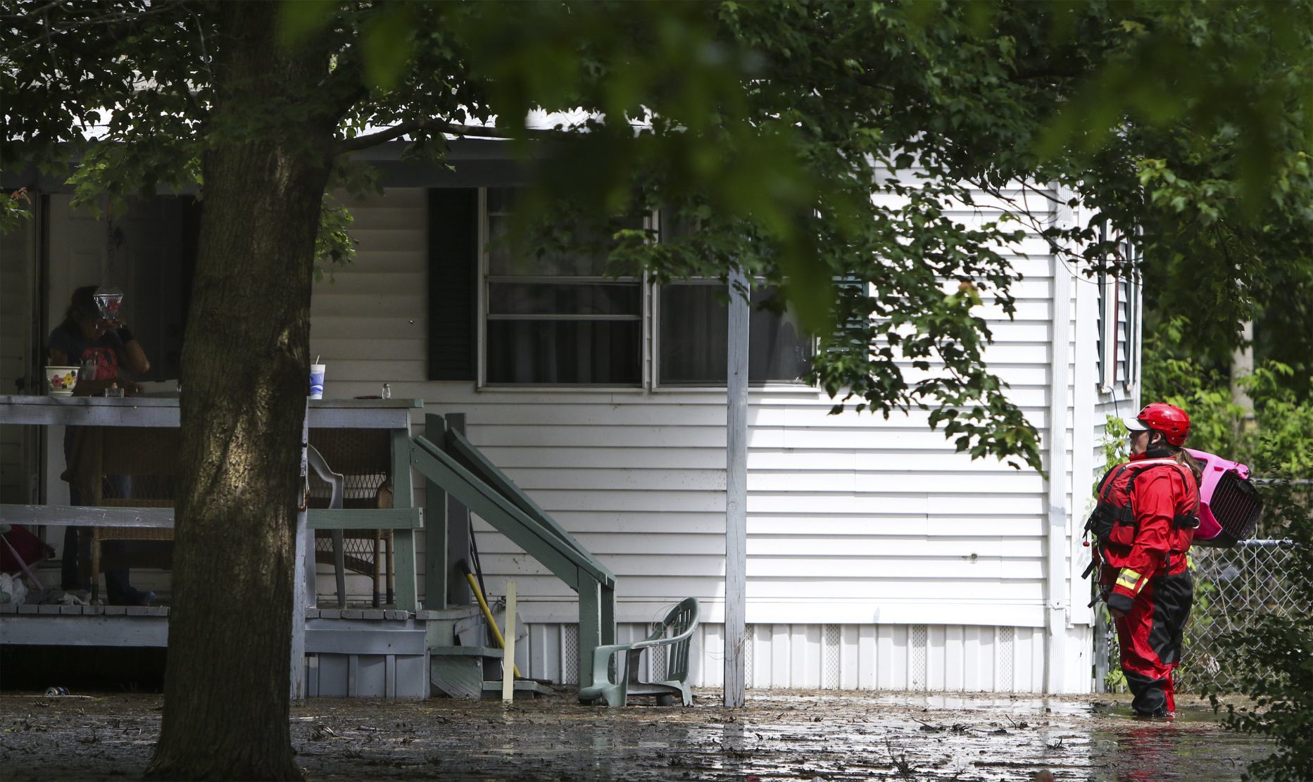 Waters weigh on Winfield
